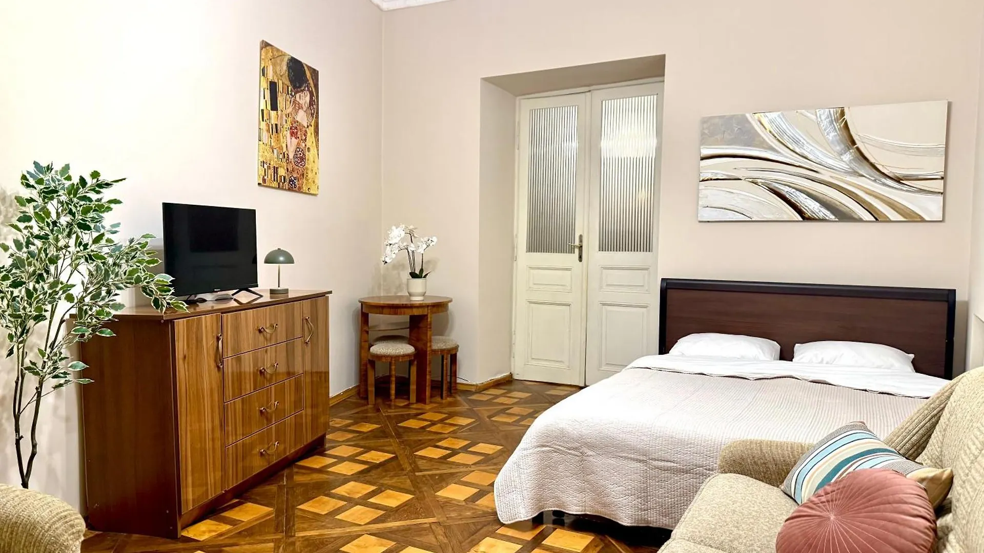 Apartmán Modern And Classic Apart. Central Location Lvov
