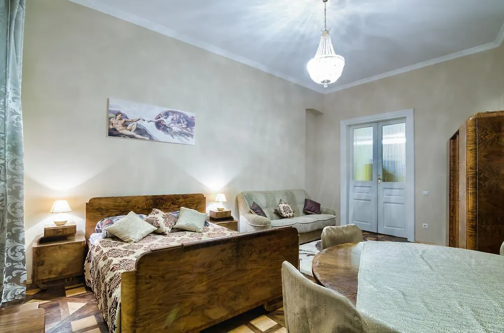 Modern And Classic Apart. Central Location Lvov Apartmán